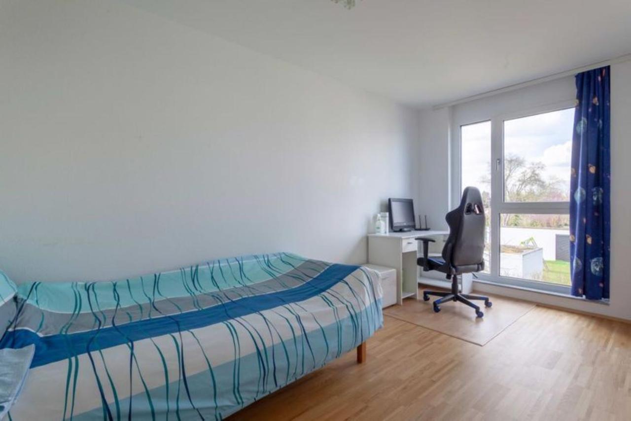 Privat Zimmer Richtung Messe Hanóver Exterior foto